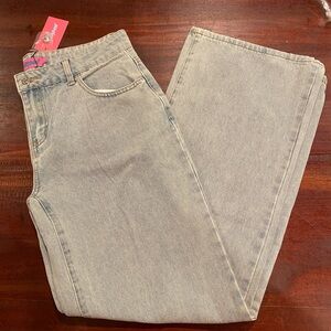 Bow Pocket Relaxed Jeans
